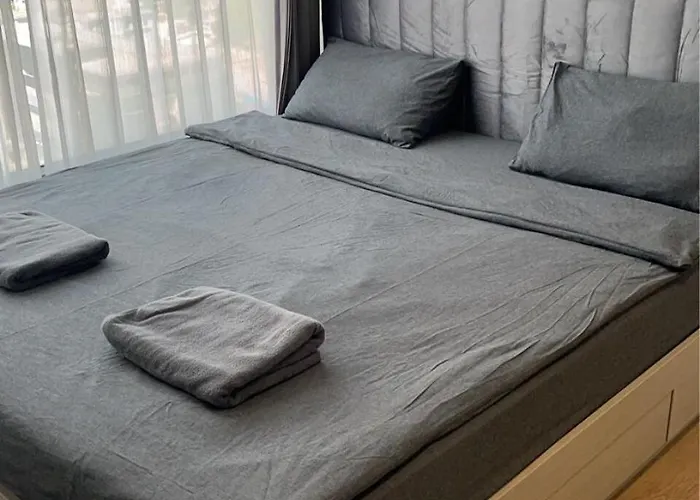 Thonglor Ekkamai 10 Mins Sky Pool 1br * Bangkok