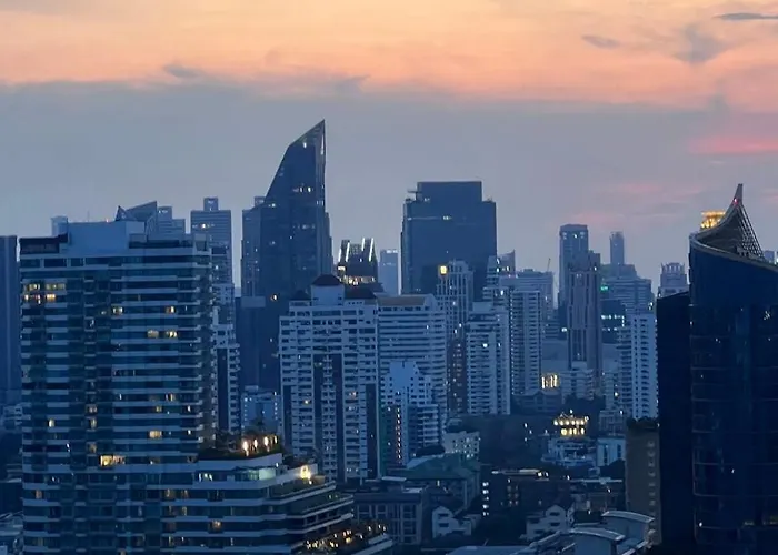 Thonglor Ekkamai 10 Mins Sky Pool 1br Apartamento Bangkok